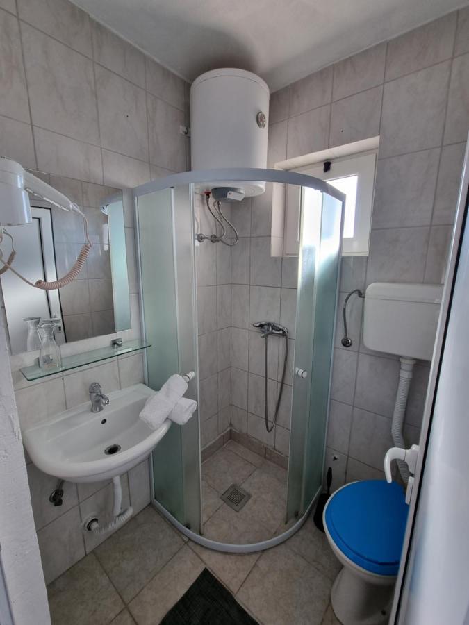 Apartments Adriatik Ulcinj Exterior photo